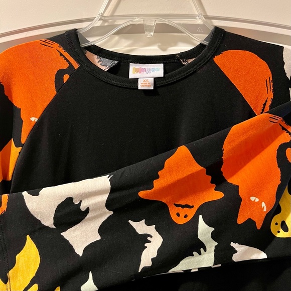 Lularoe Halloween Randy Tee - Picture 2 of 2